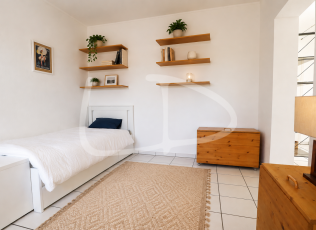 Photo real estate